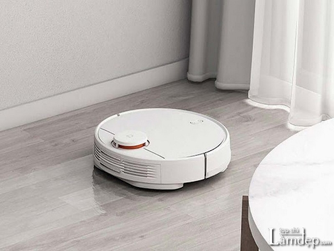 Có nên dùng nước lau sàn cho robot hút bụi, lau nhà hay không?