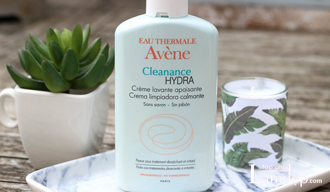 Công dụng sữa rửa mặt cho da khô nhạy cảm Avene Cleanance Hydra Soothing Cleansing Cream