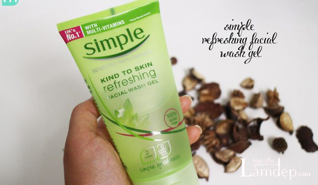 Sữa rửa mặt Simple Kind To Skin Refreshing Facial Wash Gel 