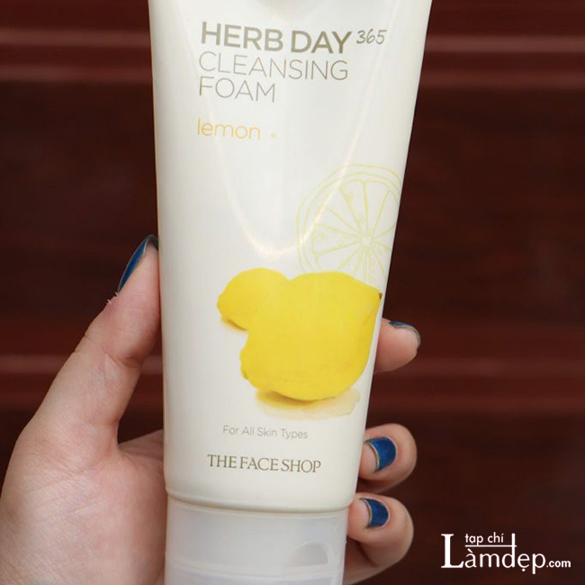 Sữa rửa mặt The Face Shop Herb Day 365 Cleansing Foam Lemon