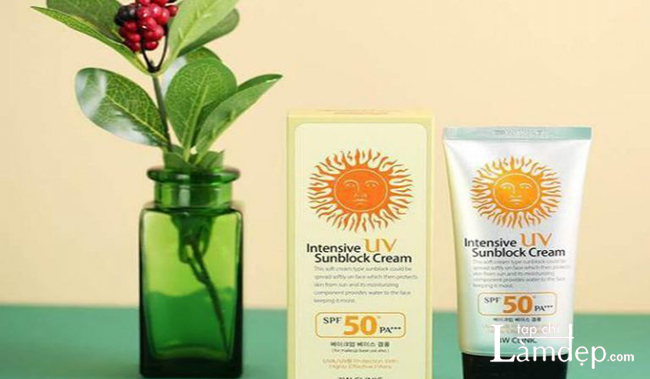 Kem chống nắng 3W Clinic Intensive UV Sunblock Cream Hàn Quốc