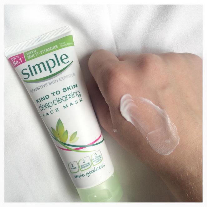 Mặt nạ thải độc cho da Simple Kind To Skin Deep Cleansing Face Mask